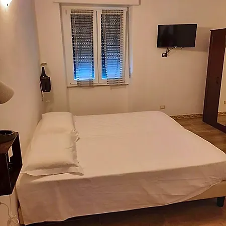 Confine Bed & Breakfast