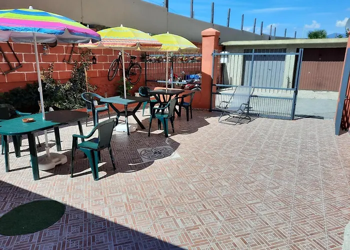 Bed & Breakfast Confine Como