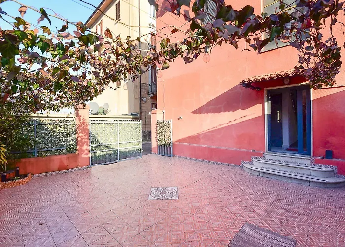 Confine Отель типа 